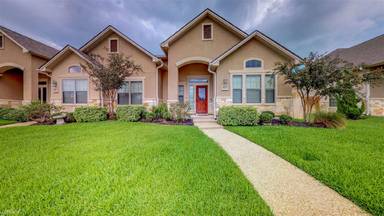 Main picture of 3813 Blackhawk Ln