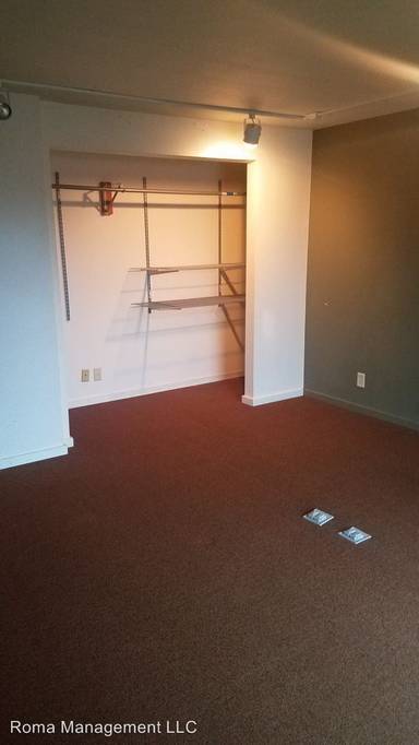 Main picture of 525 Telegraph Rd