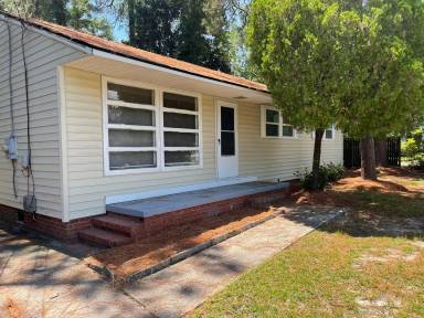 Main picture of 2382 Leslie Cir