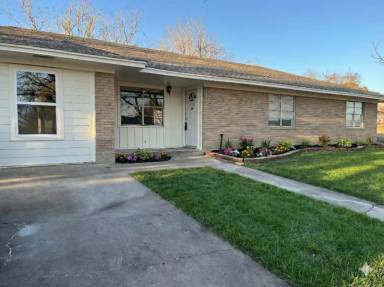 Main picture of 606 Matchett St