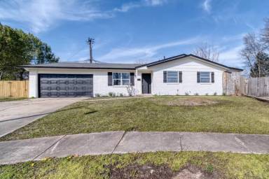 Main picture of 1605 S 108th East Pl