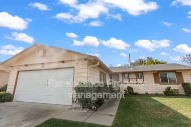 Main picture of 893 Blazingwood Ave