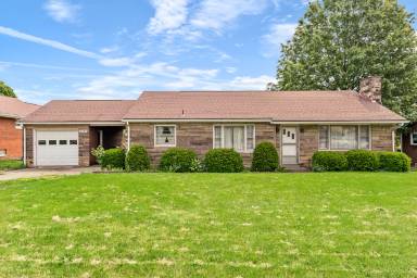 Main picture of 2780 Brodhead Rd