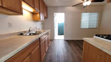 Main picture of 1249 Lyons Ln