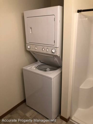 Main picture of 128 Andrew Pl