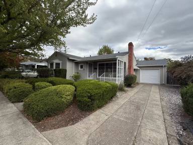 Main picture of 2230 Montecito Ave