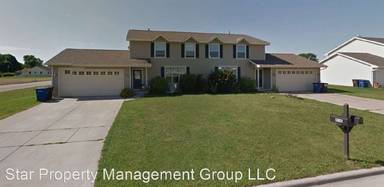 Main picture of 436 W Green Bay St