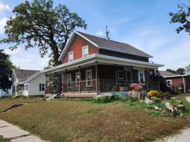 Main picture of 416 3rd St NW