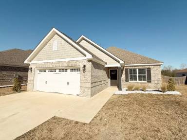 Main picture of 121 Quail Run Ave