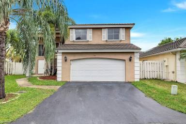 Main picture of 5222 NW 53rd Cir
