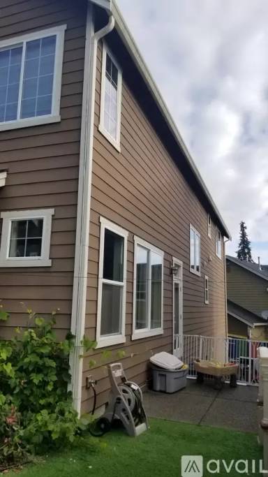 Main picture of 11336 177th Pl NE