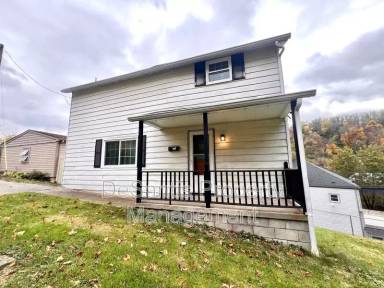 Main picture of 683 1st Ave