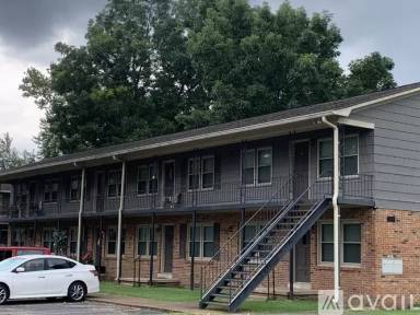 Main picture of 910 Evans Dr