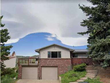 Main picture of 512 Peery Pkwy