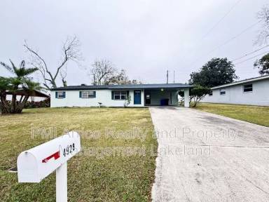 Main picture of 4928 Celia Cir E
