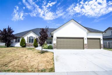 Main picture of 534 Bridgewater Way
