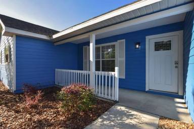 Main picture of 9892 SW 95th Pl
