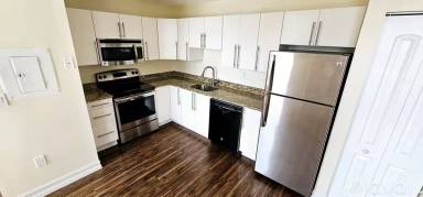 Main picture of 208 Clematis St