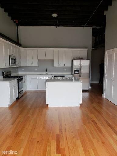 Main picture of 317 Howard St