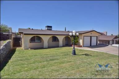Main picture of 5540 Carousel Dr