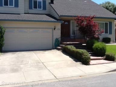 Main picture of 7484 Laurel Ct