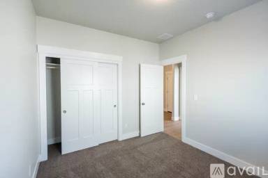 Main picture of 301 North Pennsylvania Avenue - 301