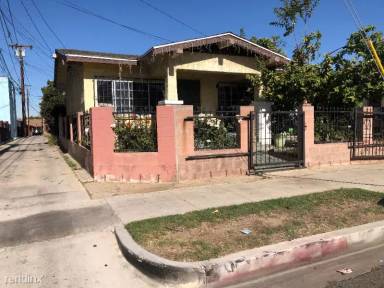 Main picture of 549 E Esther St
