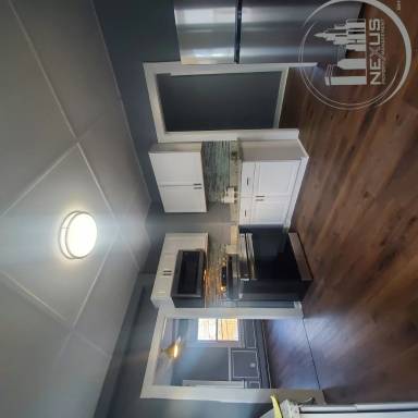 Main picture of 140 Barrows St
