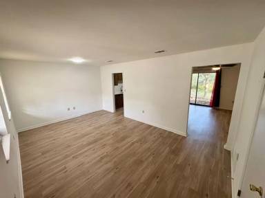 Main picture of 511 Maple Ave