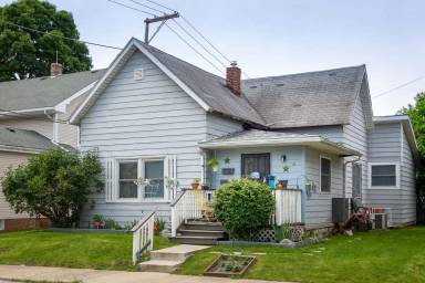 Main picture of 710 W Kilgore Ave