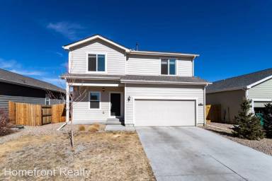 Main picture of 10122 Intrepid Way