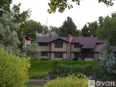 Main picture of 1375 13th Ave SW