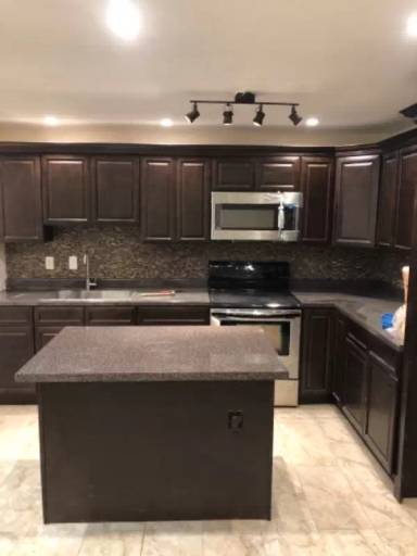 Main picture of 2723 Lehman St