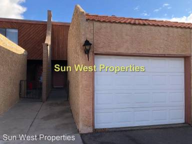 Main picture of 1076 E Navajo St