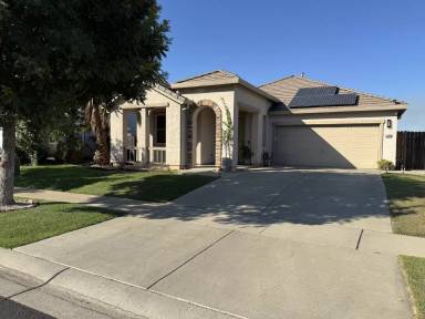 Main picture of 5548 Ravine Ct