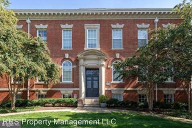 Main picture of 2035 2nd St NW
