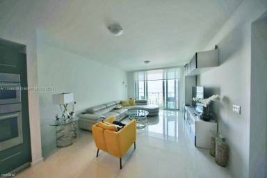 Main picture of Midtown Doral