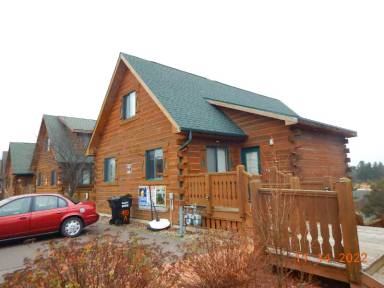 Main picture of 459B Overlook Ct
