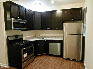 Main picture of 4951 N Troy St