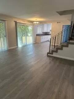 Main picture of 5720 Yolanda Ave