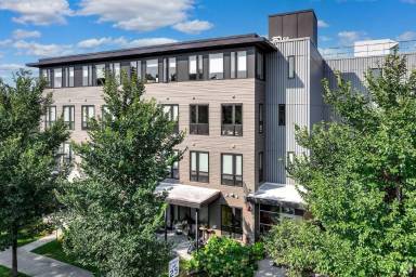 Main picture of 3828 Apartments