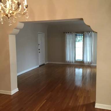 Main picture of 414 N Orange Grove Ave