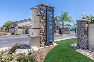 Main picture of Landings Edge Apartments