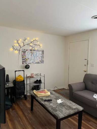 Main picture of 112 Lake St