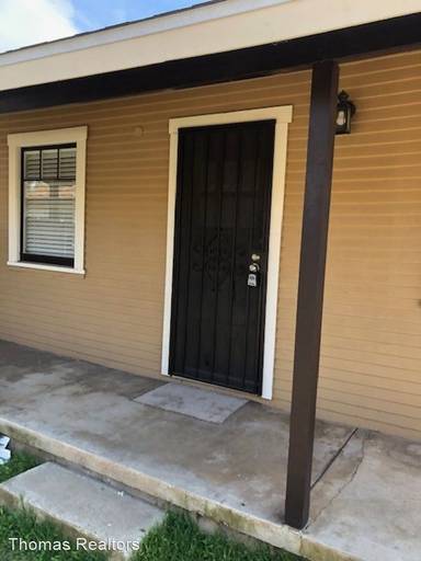 Main picture of 1153 Peach Ave