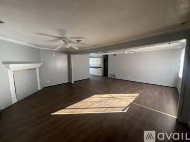 Main picture of 209 Laurel St