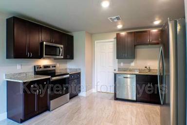 Main picture of 1785 Maryland Ave