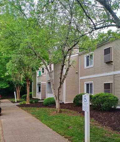 Main picture of Maple Ridge Apartments