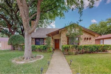 Main picture of 5125 Gallahad Dr