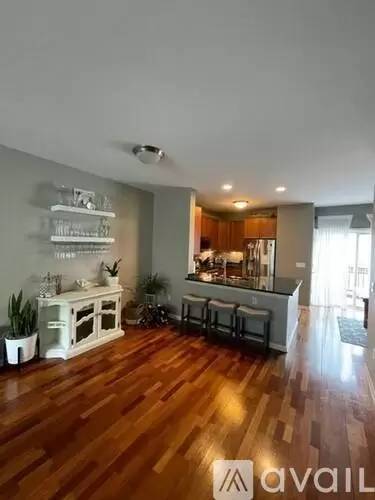 Main picture of 200 E Reservoir Ave